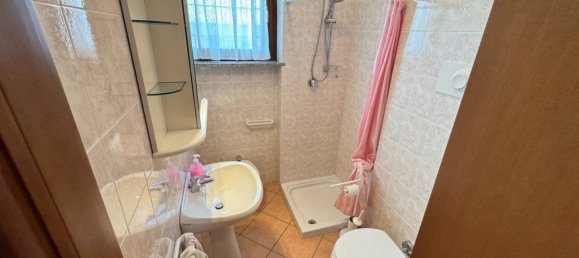 3 rooms Apartment in Sale Marasino, Italy No. 287698 13
