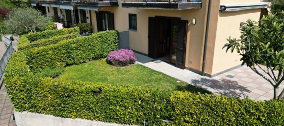 3 rooms Apartment in Sale Marasino, Italy No. 287698 4