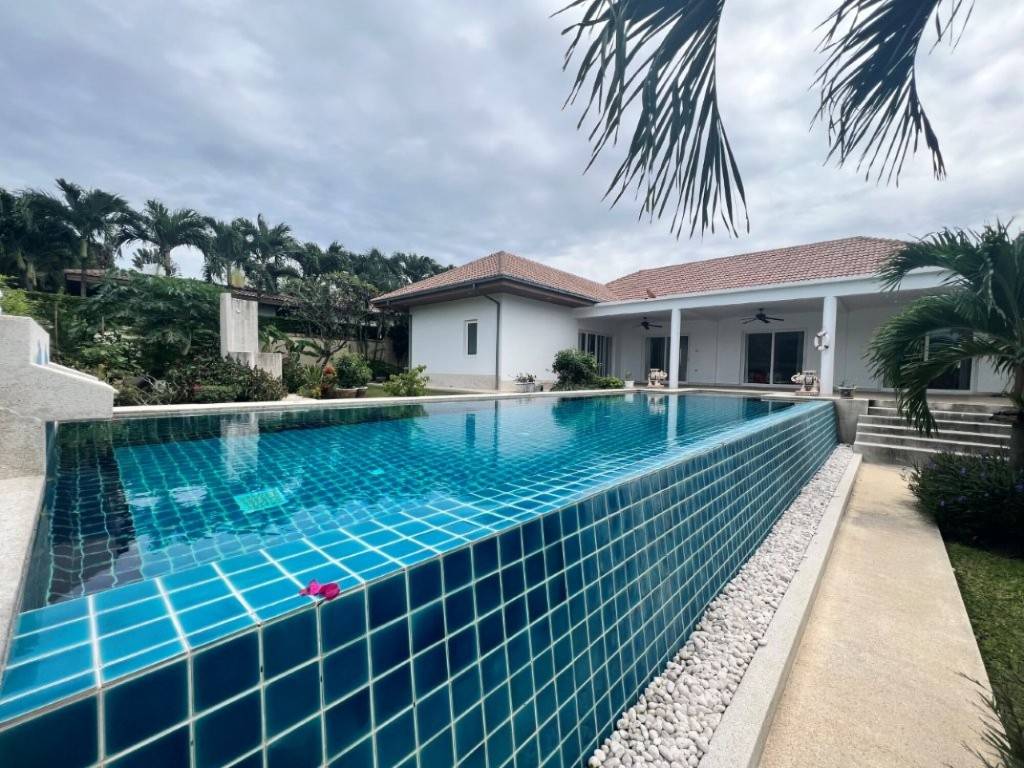 3 chambres Villa à Hua Hin, Thailand No. 70112