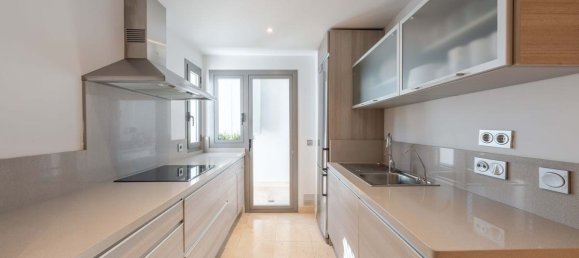 3 bedrooms Penthouse in Estepona, Spain No. 163363 19