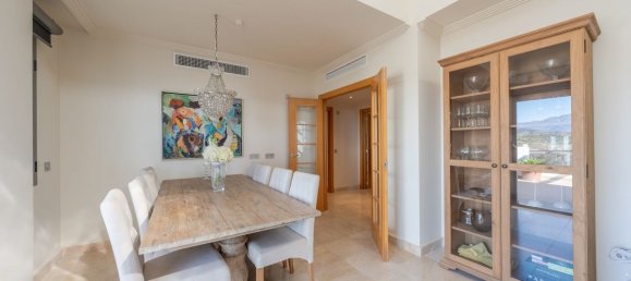 3 bedrooms Penthouse in Estepona, Spain No. 163363 10