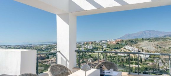 3 bedrooms Penthouse in Estepona, Spain No. 163363 12