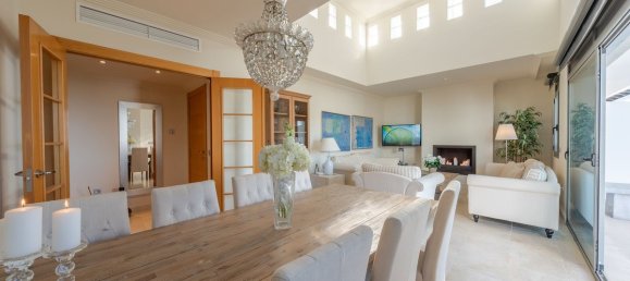 3 bedrooms Penthouse in Estepona, Spain No. 163363 14