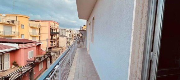 4 rooms Apartment in Floridia, Italy No. 65768 16