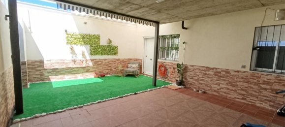 Apartamento de 4 dormitorios en Badajoz, Spain No. 168956 2