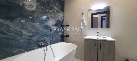 3 bedrooms Apartment in Pembroke, Malta No. 7331 12