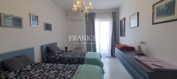 3 bedrooms Apartment in Pembroke, Malta No. 7331 10