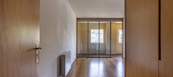 Квартира с 2 спальнями в Порту, Португалия № 132570 16