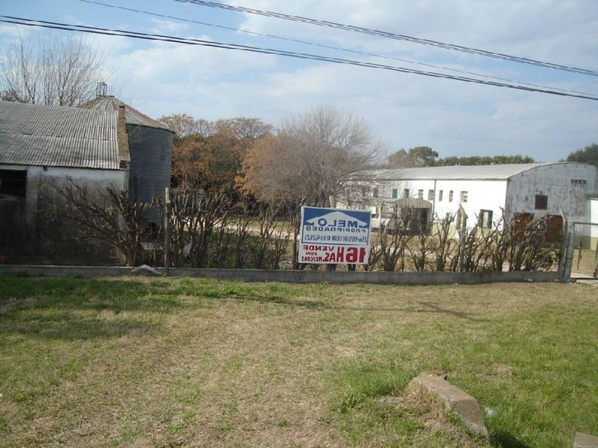  Commercial property in Buenos Aires, Argentina No. 104950