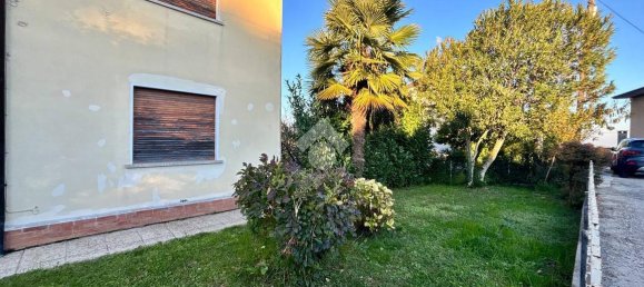 Casa de 8 divisões em San Pietro di Feletto, Italy N.º 232354 6