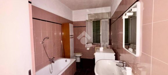 Casa de 8 divisões em San Pietro di Feletto, Italy N.º 232354 28