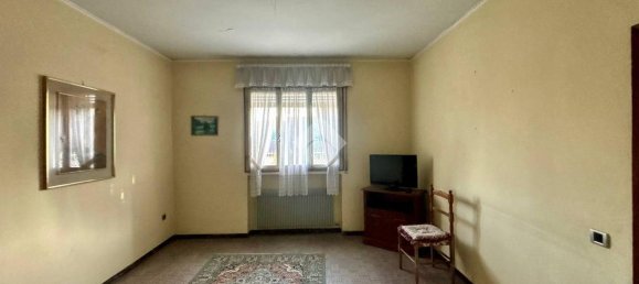 Casa de 8 divisões em San Pietro di Feletto, Italy N.º 232354 9