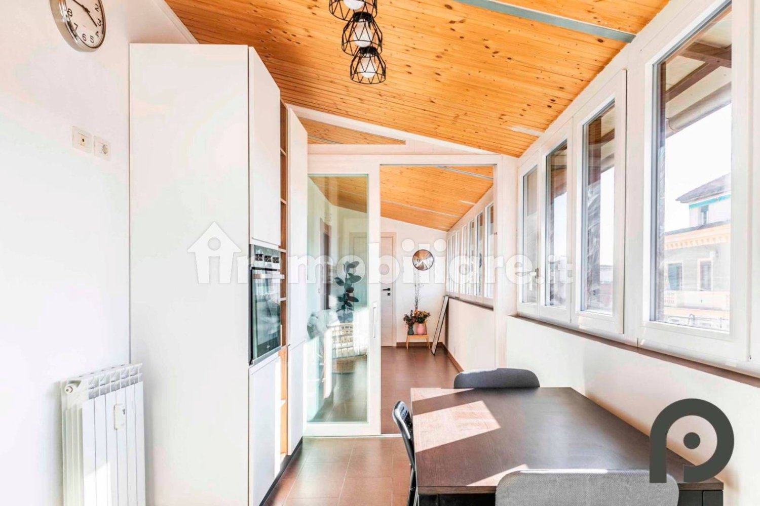 Квартира с 2 спальнями в Милан, Италия № 397001