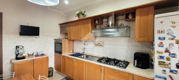 2 bedrooms Apartment in Airola, Italy No. 358682 7