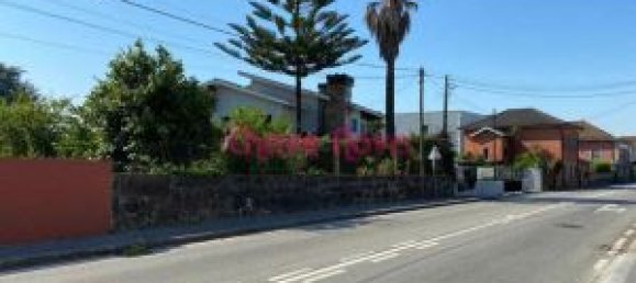 679m² Land in Castelo da Maia, Portugal No. 15098 4