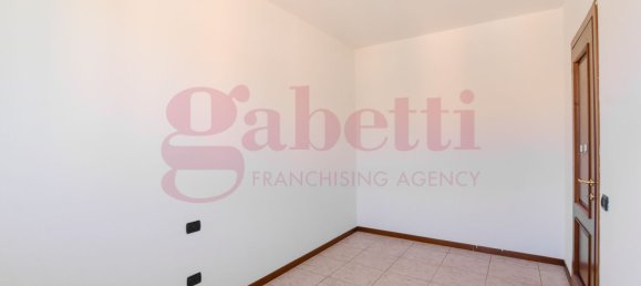 Apartamento de 3 habitaciónes en Carugo, Italy No. 286296 14