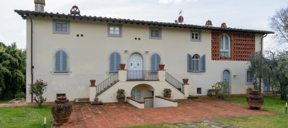 5 bedrooms Villa in Lucca, Italy No. 106308 43