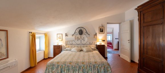 5 bedrooms Villa in Lucca, Italy No. 106308 36