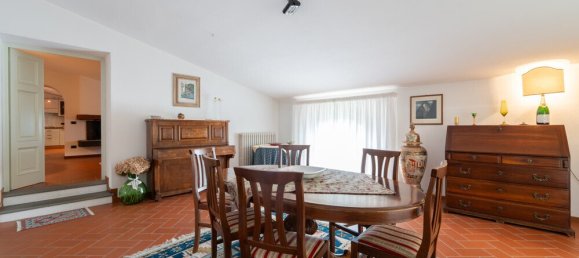 5 bedrooms Villa in Lucca, Italy No. 106308 24