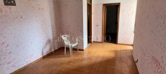 6 bedrooms House in Avezzano, Italy No. 325280 8