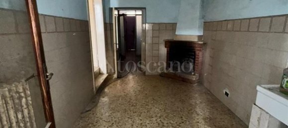 6 bedrooms House in Avezzano, Italy No. 325280 4