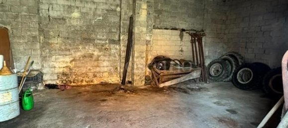 6 bedrooms House in Avezzano, Italy No. 325280 22