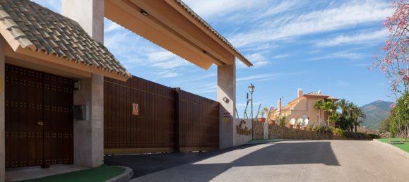 2 bedrooms Penthouse in Marbella, Spain No. 113408 22