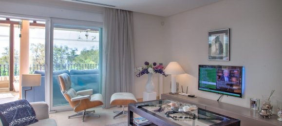 2 bedrooms Penthouse in Marbella, Spain No. 113408 3