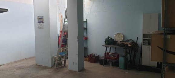 40m² Garage in Nocera Inferiore, Italy No. 82081 2