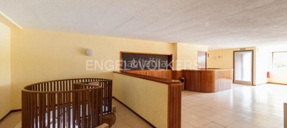 5 bedrooms Apartment in Madrid, Spain No. 149492 10