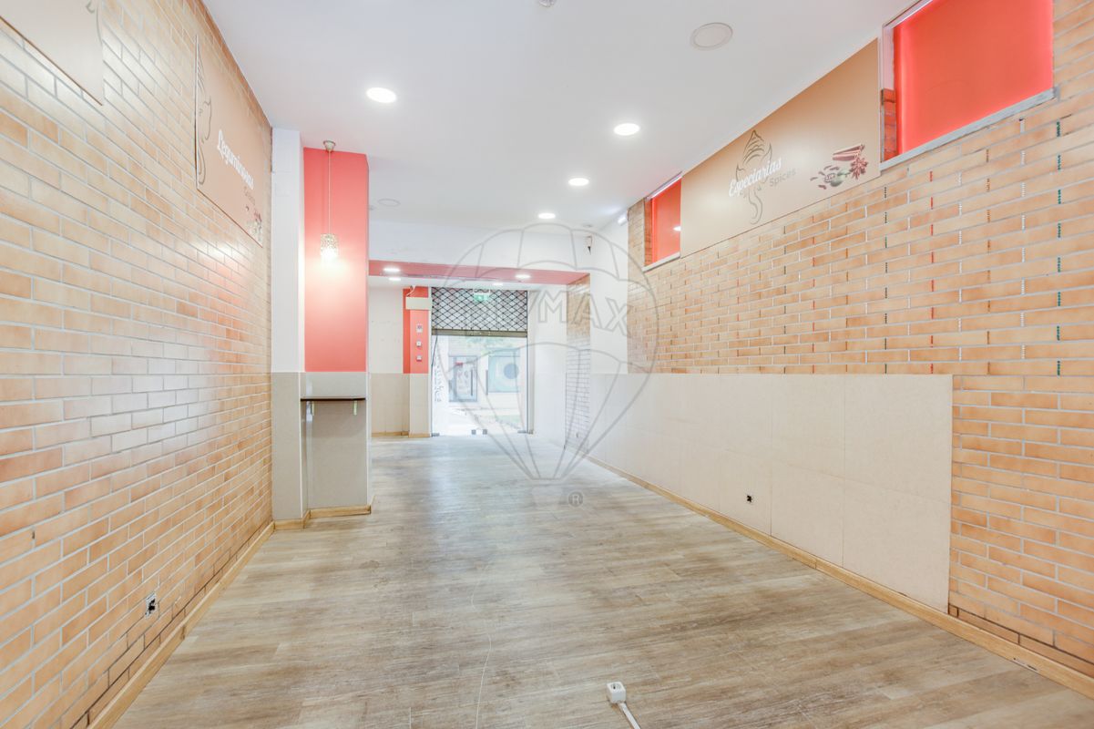  عقار تجاري في Lisbon, Portugal 84متر مربع رقم 69663