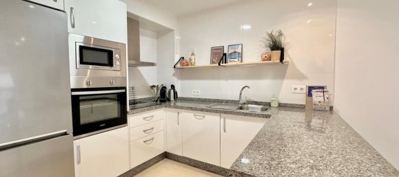 3 bedrooms Apartment in Fuengirola, Spain No. 40249 2