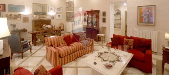 3 bedrooms Apartment in Rome, Italy No. 149264 3
