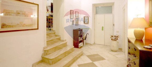 3 bedrooms Apartment in Rome, Italy No. 149264 7