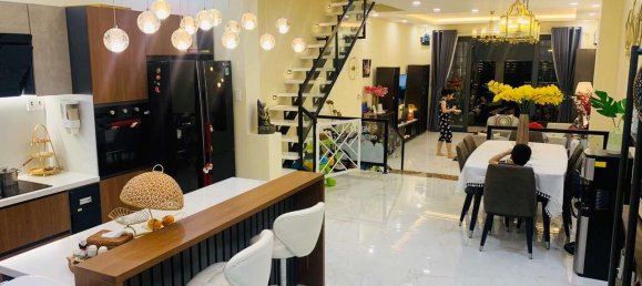 122.5m² Townhouse in District 7, Vietnam No. 13897 2