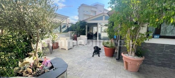 4 bedrooms Apartment in Catanzaro, Italy No. 110032 12