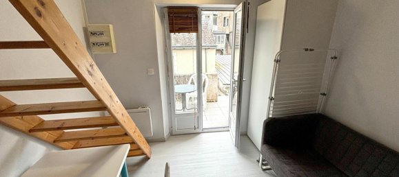 261m² Building in Tours, France No. 226574 2