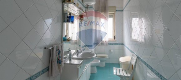 4 rooms Apartment in Palermo, Italy No. 107119 13