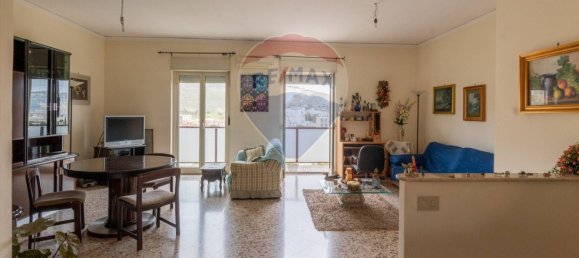 4 rooms Apartment in Palermo, Italy No. 107119 18