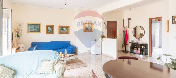 4 rooms Apartment in Palermo, Italy No. 107119 8