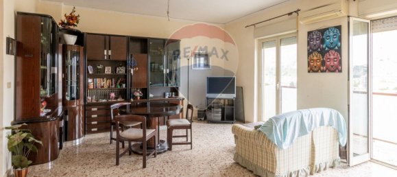4 rooms Apartment in Palermo, Italy No. 107119 19