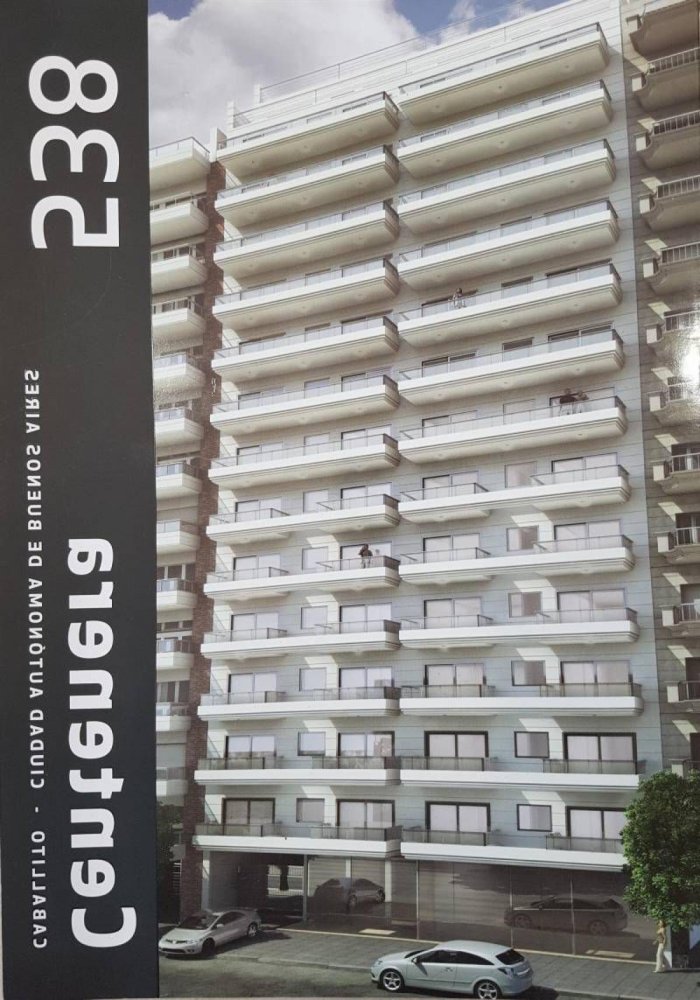 Apartamento de 3 dormitorios en Buenos Aires, Argentina No. 78518