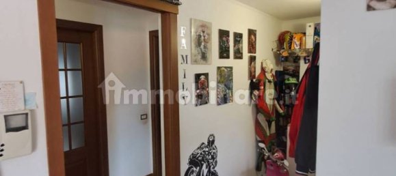 2 Schlafzimmer Wohnung in Limbiate, Italy, Nr. 371046 3