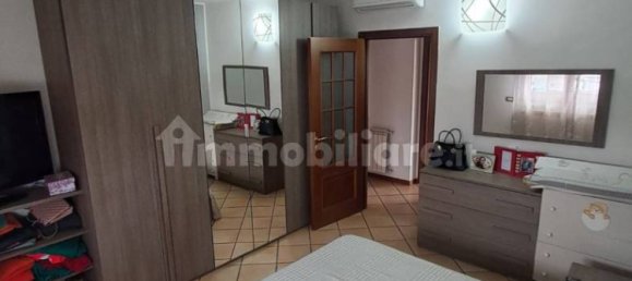 2 Schlafzimmer Wohnung in Limbiate, Italy, Nr. 371046 9