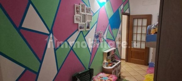 2 Schlafzimmer Wohnung in Limbiate, Italy, Nr. 371046 11