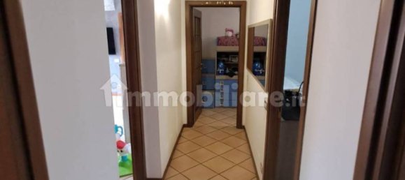 2 Schlafzimmer Wohnung in Limbiate, Italy, Nr. 371046 4