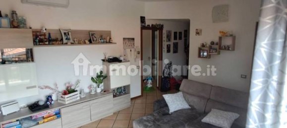 2 Schlafzimmer Wohnung in Limbiate, Italy, Nr. 371046 2