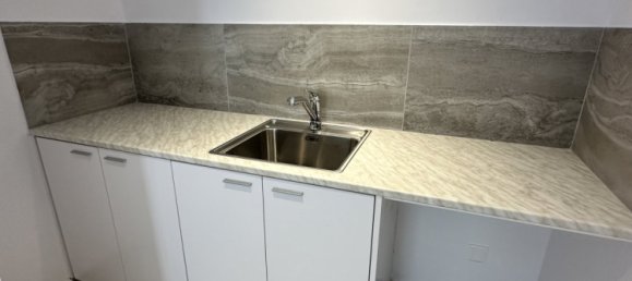 Квартира с 3 спальнями в Агиос Георгиос, Никосия, Кипр № 26776 14