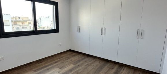 Квартира с 3 спальнями в Агиос Георгиос, Никосия, Кипр № 26776 5