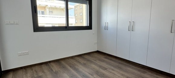 Квартира с 3 спальнями в Агиос Георгиос, Никосия, Кипр № 26776 7